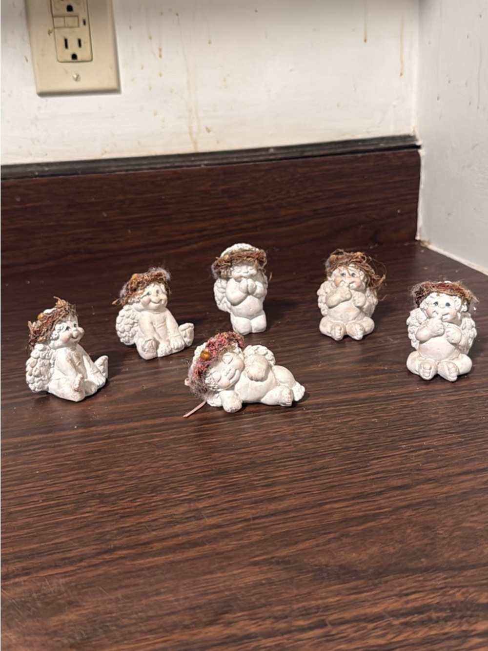 White Ceramic Angel Figurine Set with Brown Wreath Accents - Home Accents